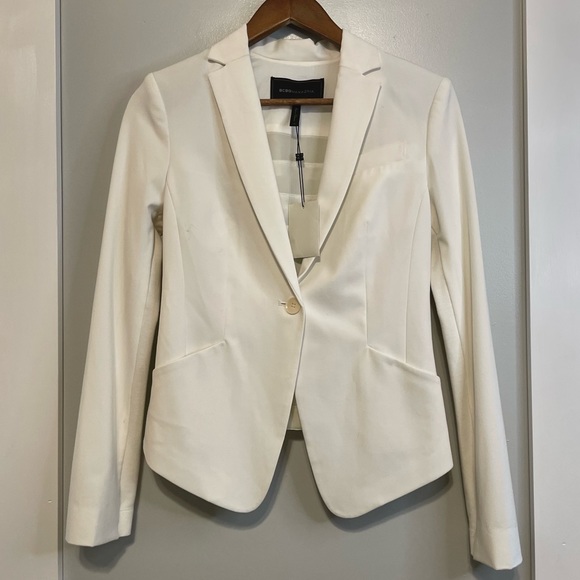 BCBGMaxAzria Jackets & Blazers - BCBGMaxAzria Adoree Ruffle Back Blazer Off White Ivory Gardenia XS NWOT